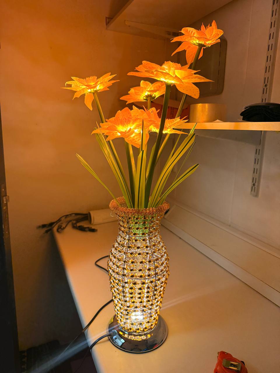 LED Light Up Flower Vase Table Lamp Decorative Crystal Style Home Decor Gift